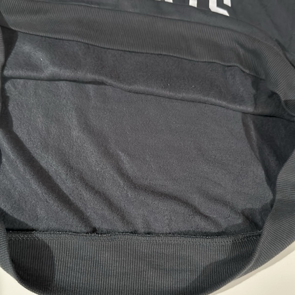 Harry Potter Hogwarts Pullover In Heather Grey - Picture 8 of 10